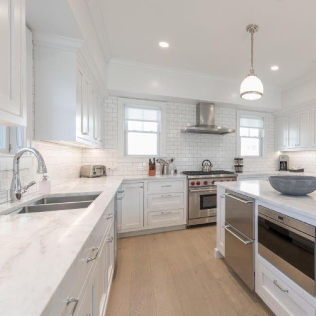 Canoe Place Waterfront Residences Hampton Bays Exterior foto